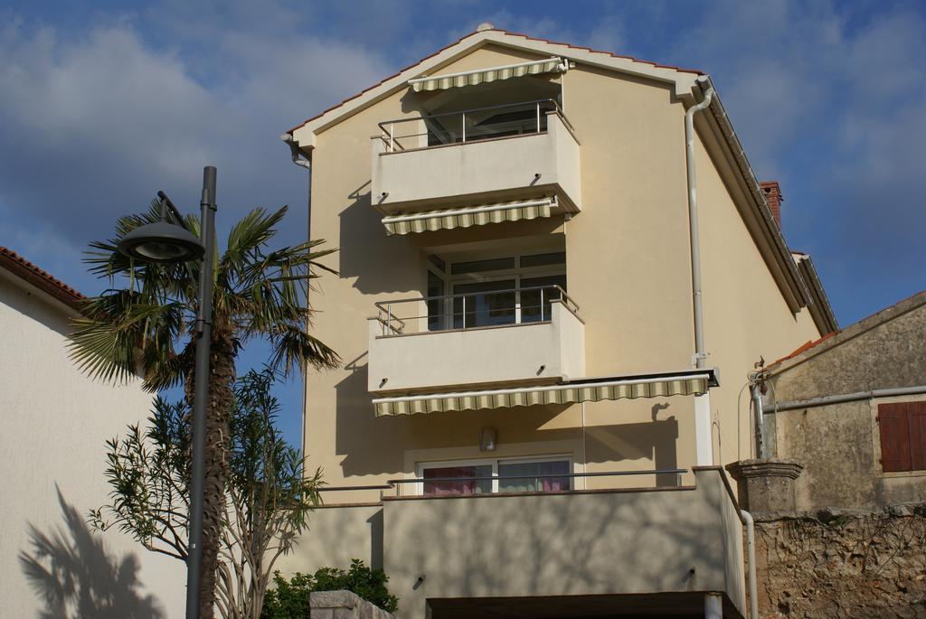 Apartments Robert 波拉特 外观 照片